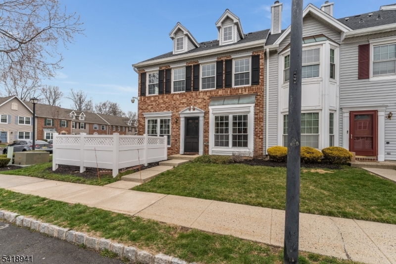 382 Hadleigh Lane North Brunswick NJ 08902