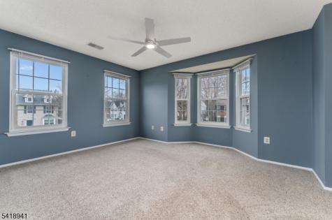 382 Hadleigh Lane North Brunswick NJ 08902