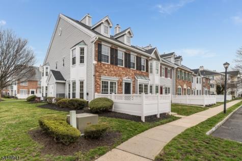 382 Hadleigh Lane North Brunswick NJ 08902