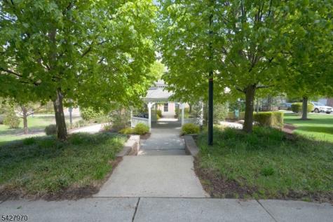 1012 Cunningham Court Belleville NJ 07109
