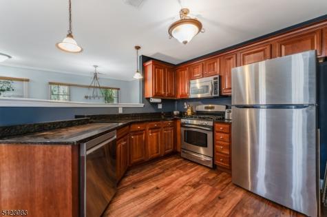 138 Old Farm Drive Allamuchy NJ 07838