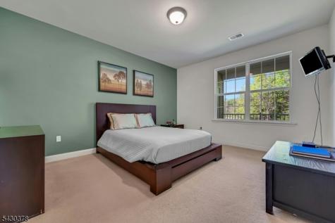 909 Brook Hollow Drive Hanover NJ 07981
