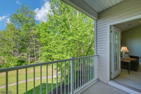 909 Brook Hollow Drive Hanover NJ 07981