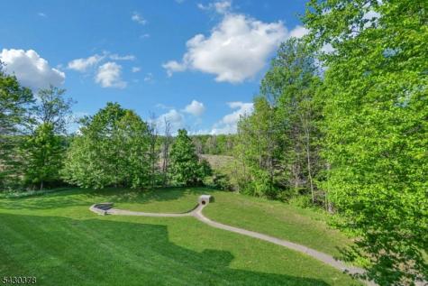 909 Brook Hollow Drive Hanover NJ 07981