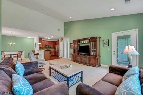 909 Brook Hollow Drive Hanover NJ 07981
