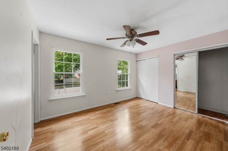 35 Byrnes Lane Sayreville NJ 08872