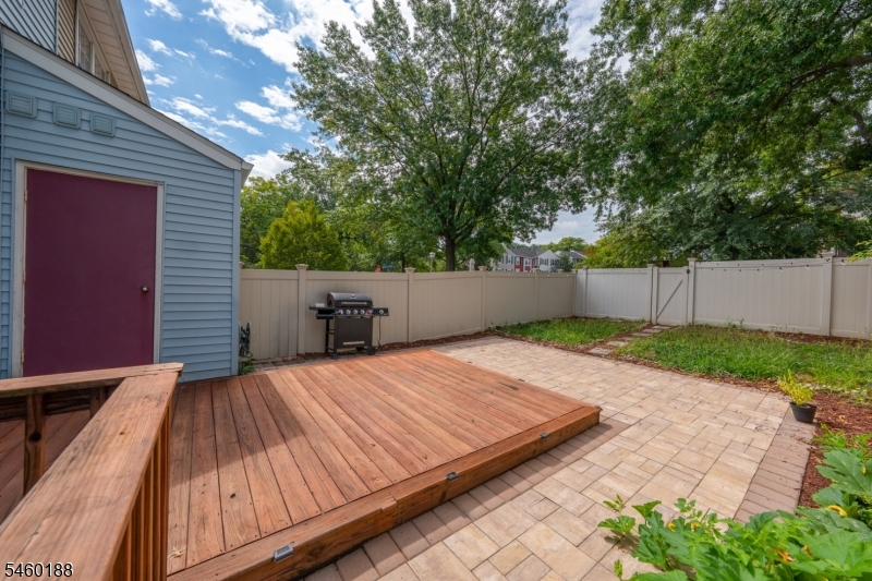 35 Byrnes Lane Sayreville NJ 08872