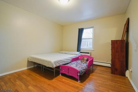 72 Fox Road Edison NJ 08817