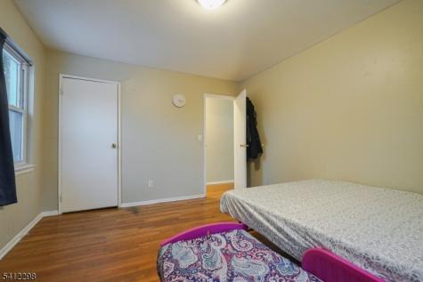 72 Fox Road Edison NJ 08817