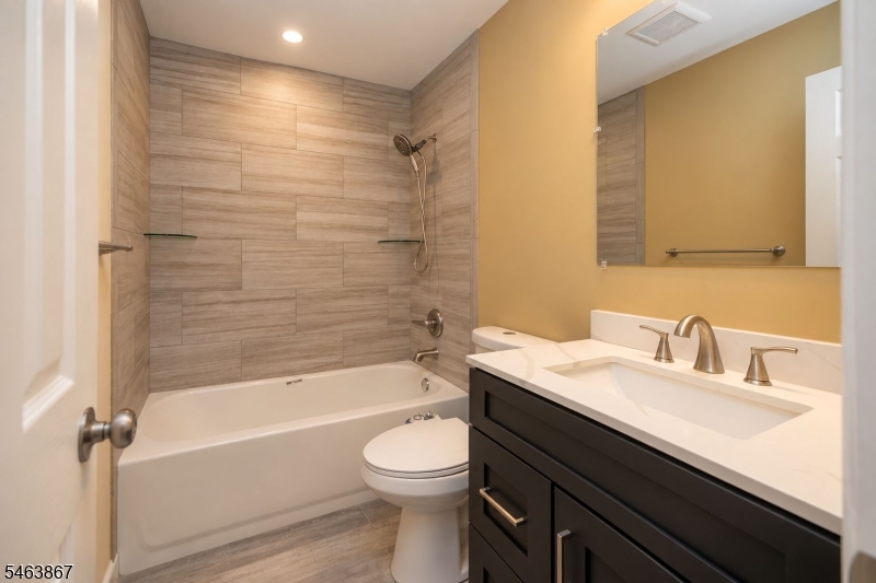 251 Broadmoor-6 Union NJ 07083