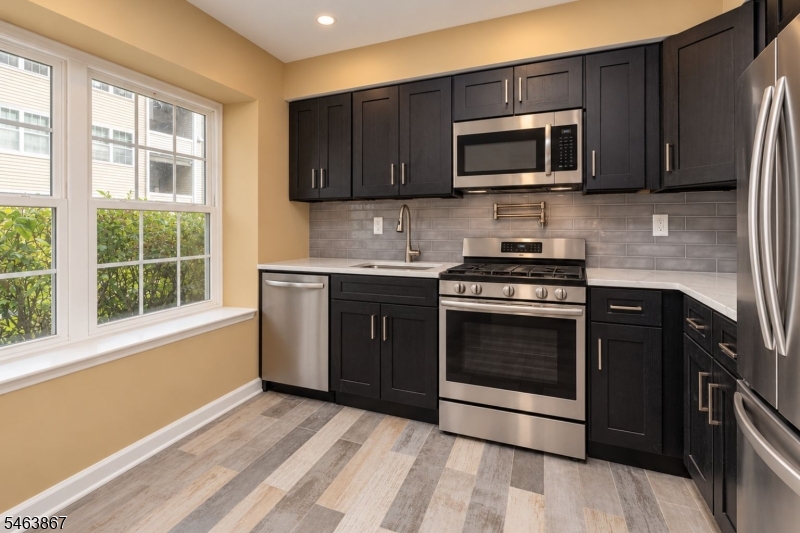 251 Broadmoor-6 Union NJ 07083