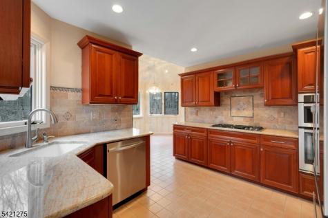 15 Robinhood Drive Mountain Lakes NJ 07046