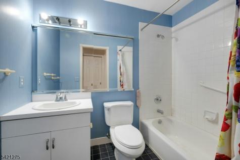 15 Robinhood Drive Mountain Lakes NJ 07046