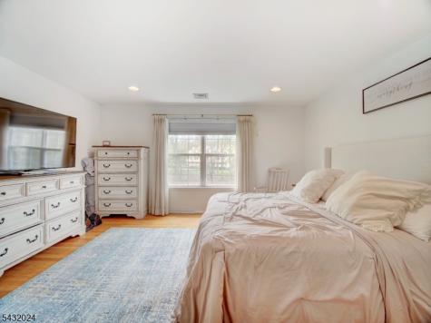 14 Lagoon Way Roxbury NJ 07852