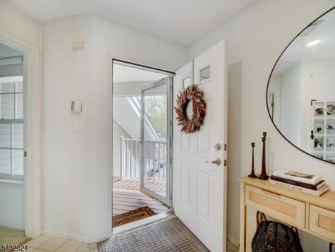 14 Lagoon Way Roxbury NJ 07852