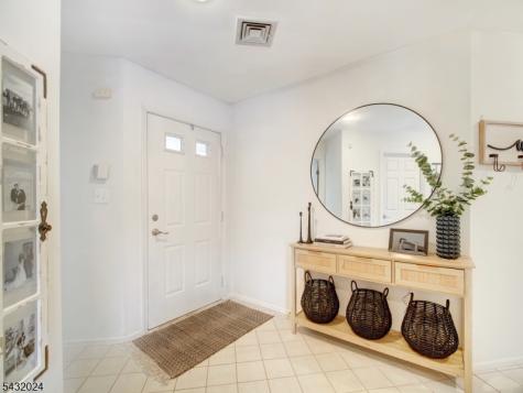 14 Lagoon Way Roxbury NJ 07852