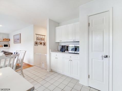 14 Lagoon Way Roxbury NJ 07852