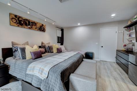 42 Musano Court West Orange NJ 07052