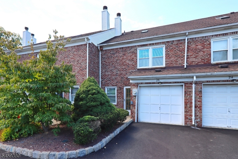25 Tisbury Court Scotch Plains NJ 07076