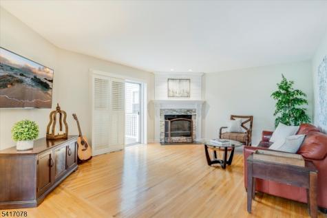 37 Berkeley Square Watchung NJ 07922