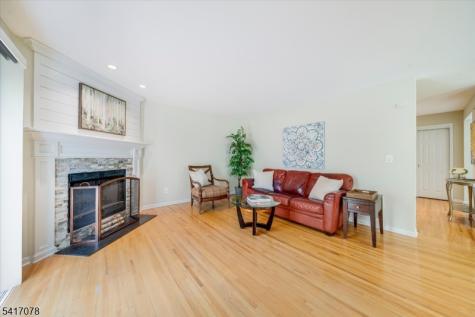 37 Berkeley Square Watchung NJ 07922