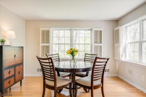 37 Berkeley Square Watchung NJ 07922