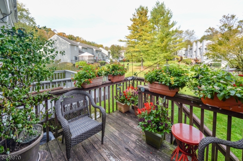 26 Meadow Pond Road Hardyston NJ 07419