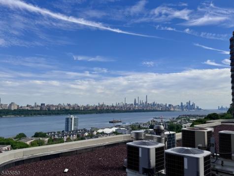 100 Carlyle Drive. N05j Cliffside Park NJ 07010