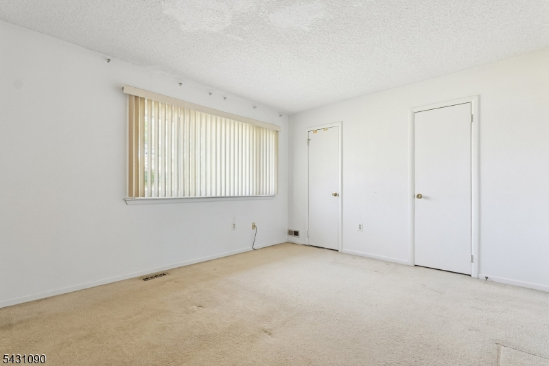 265 Hampshire Drive Plainsboro NJ 08536
