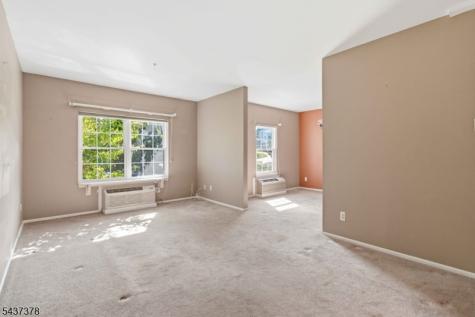 5322 Richmond Road West Milford NJ 07480
