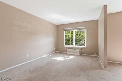 5322 Richmond Road West Milford NJ 07480