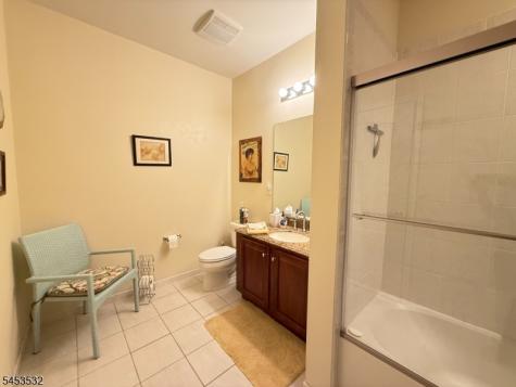 2113 Ramapo Court Riverdale NJ 07457
