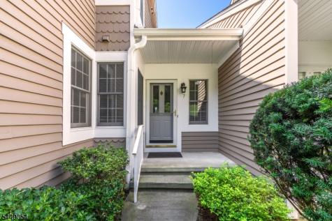 7 Dorset Lane Bedminster NJ 07921