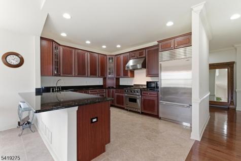 19 Rockhall Court Hardyston NJ 07419