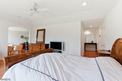 19 Rockhall Court Hardyston NJ 07419