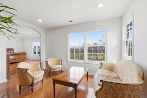 19 Rockhall Court Hardyston NJ 07419