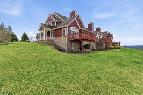 19 Rockhall Court Hardyston NJ 07419