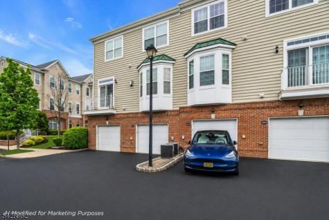 1002 Cunningham Court Belleville NJ 07109