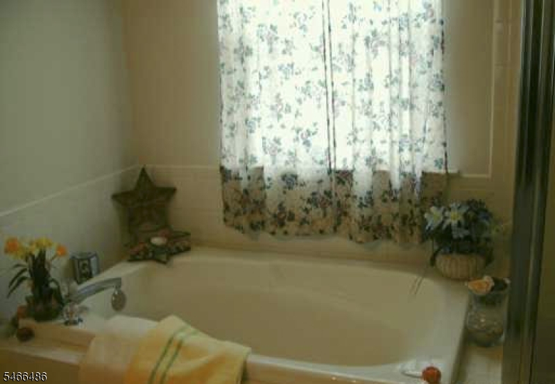 408 Margaret Court South Plainfield NJ 07080