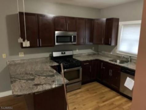 54 Oriental Street Newark NJ 07104