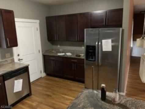 54 Oriental Street Newark NJ 07104