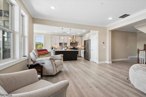 401 Mariners Pointe Hopatcong NJ 07843