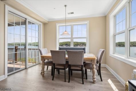401 Mariners Pointe Hopatcong NJ 07843
