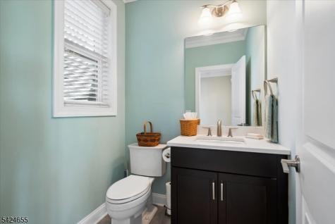 401 Mariners Pointe Hopatcong NJ 07843
