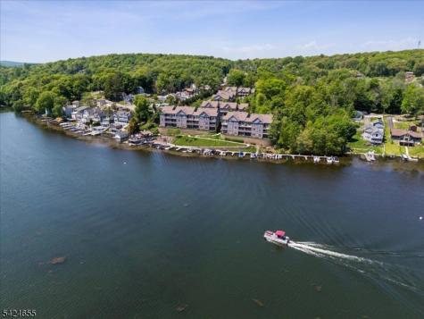 401 Mariners Pointe Hopatcong NJ 07843