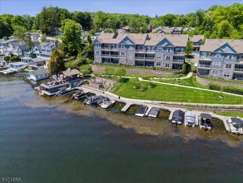 401 Mariners Pointe Hopatcong NJ 07843