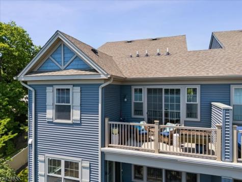 401 Mariners Pointe Hopatcong NJ 07843