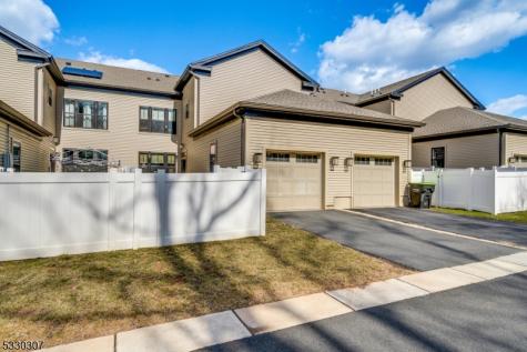5 E Hartwick Drive Montgomery NJ 08558