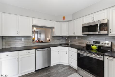 712 Marlborough Common Hillsborough NJ 08844