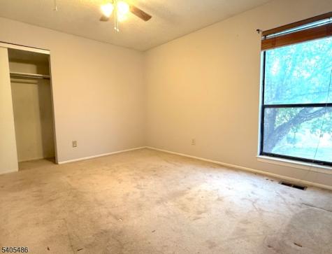 237 Kingsberry Drive Franklin NJ 08873
